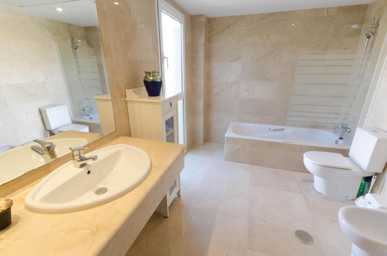 El Coral Apartment - First Beach Line Estepona Zewnętrze zdjęcie